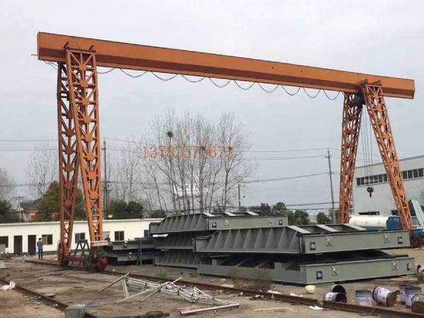 及時(shí)發(fā)現(xiàn)龍門吊故障和隱患能避免事故的發(fā)生，你了解如何判斷嗎？