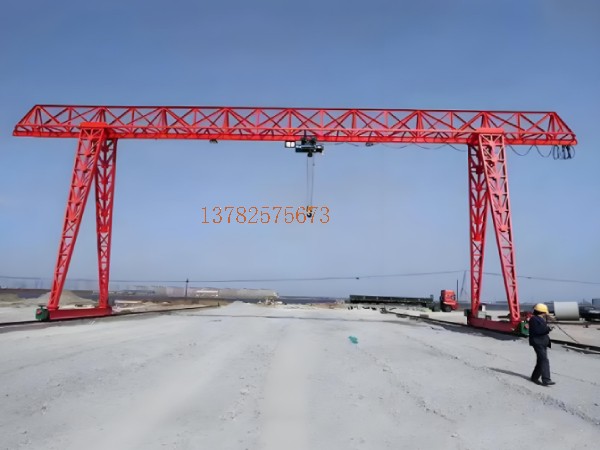 龍門(mén)吊門(mén)式起重機(jī)在操作前需要進(jìn)行哪些**檢查？